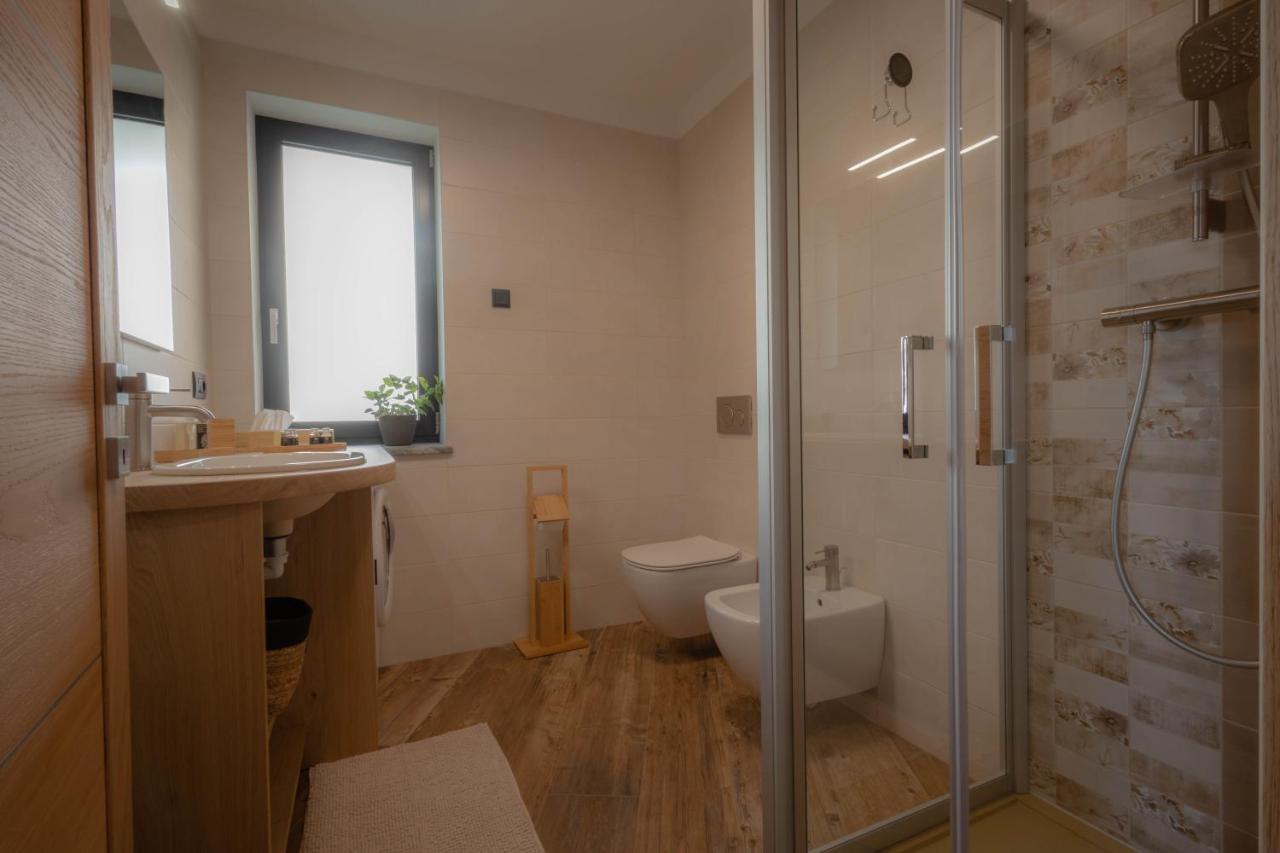 San Martin Holidays Home - Stay, Work & Fun Pont-Saint-Martin Eksteriør billede