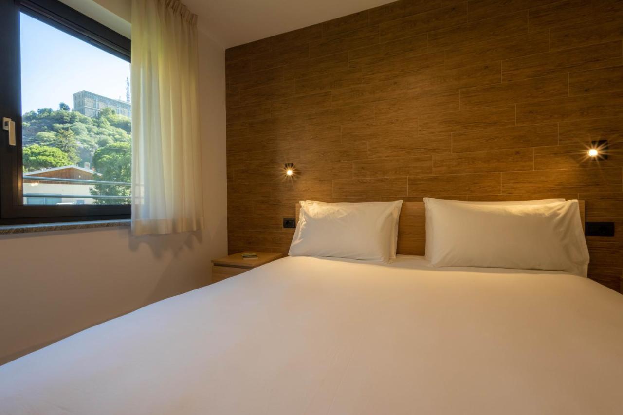 San Martin Holidays Home - Stay, Work & Fun Pont-Saint-Martin Eksteriør billede